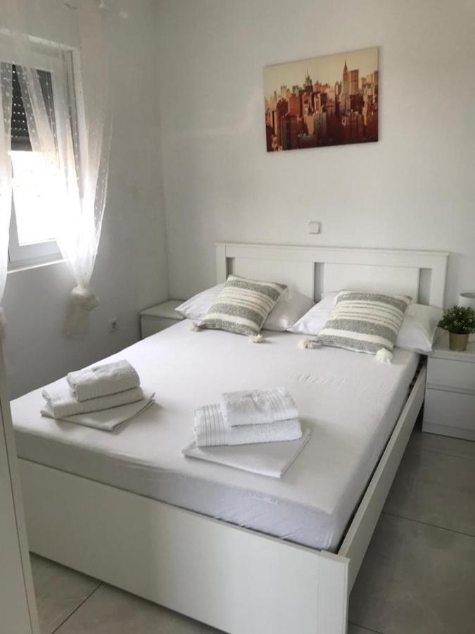 Nelany Apartment Zubovici Ngoại thất bức ảnh