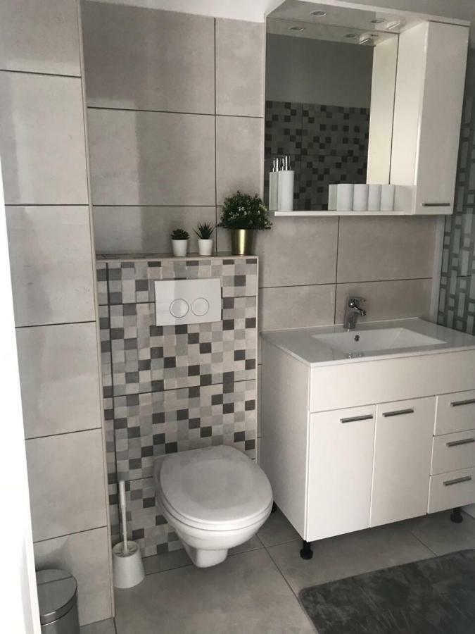 Nelany Apartment Zubovici Ngoại thất bức ảnh