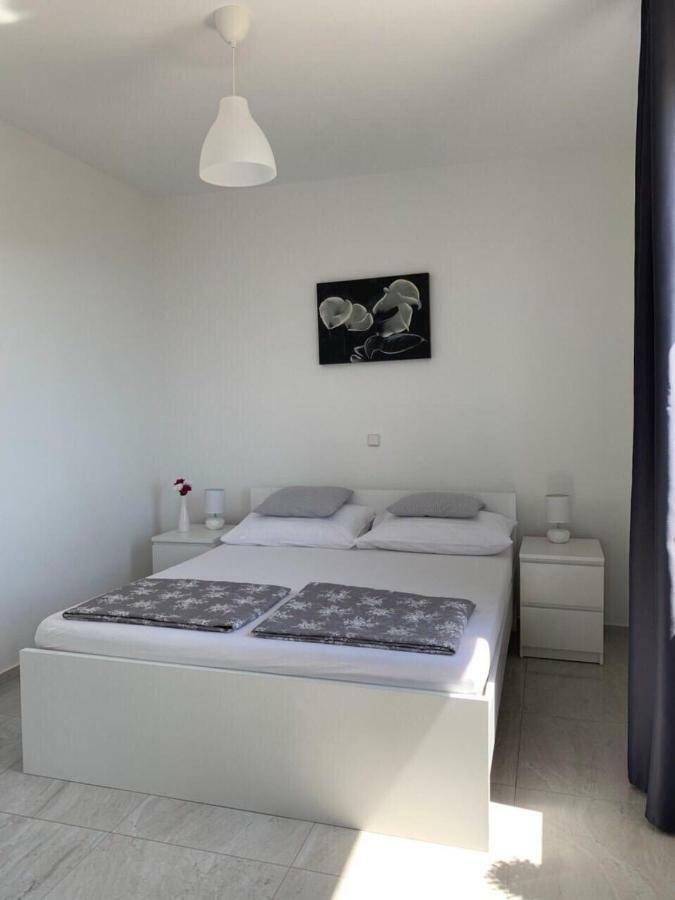 Nelany Apartment Zubovici Ngoại thất bức ảnh